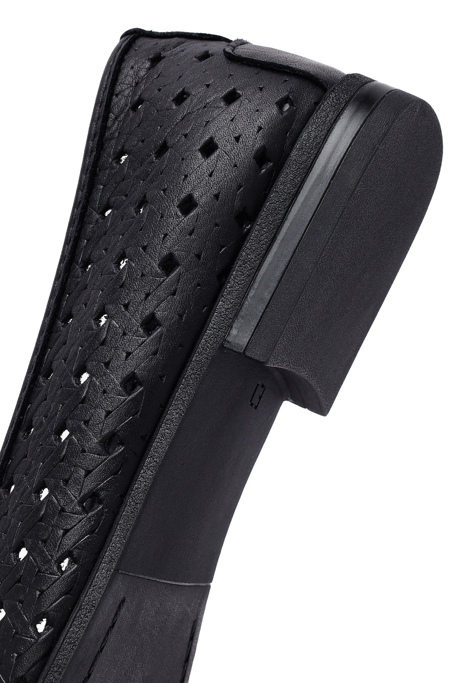 Woman Black Patterned Leather Babet