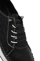 Kadın Siyah Bağcıklı Kalın Tabanlı Desenli Deri Comfort Ayakkabı | Derimod