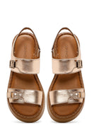 Kadın Bronz Tokalı Kalın Tabanlı Metalik Deri Comfort Sandalet | Derimod