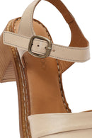 Kadın Bej Bilekten Bağlamalı Kalın Topuklu Deri Sandalet | Derimod