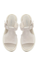 Kadın Bej Tokalı Süet Deri Terlik | Derimod