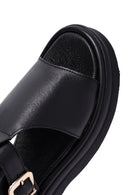 Kadın Siyah Tokalı Deri Terlik | Derimod