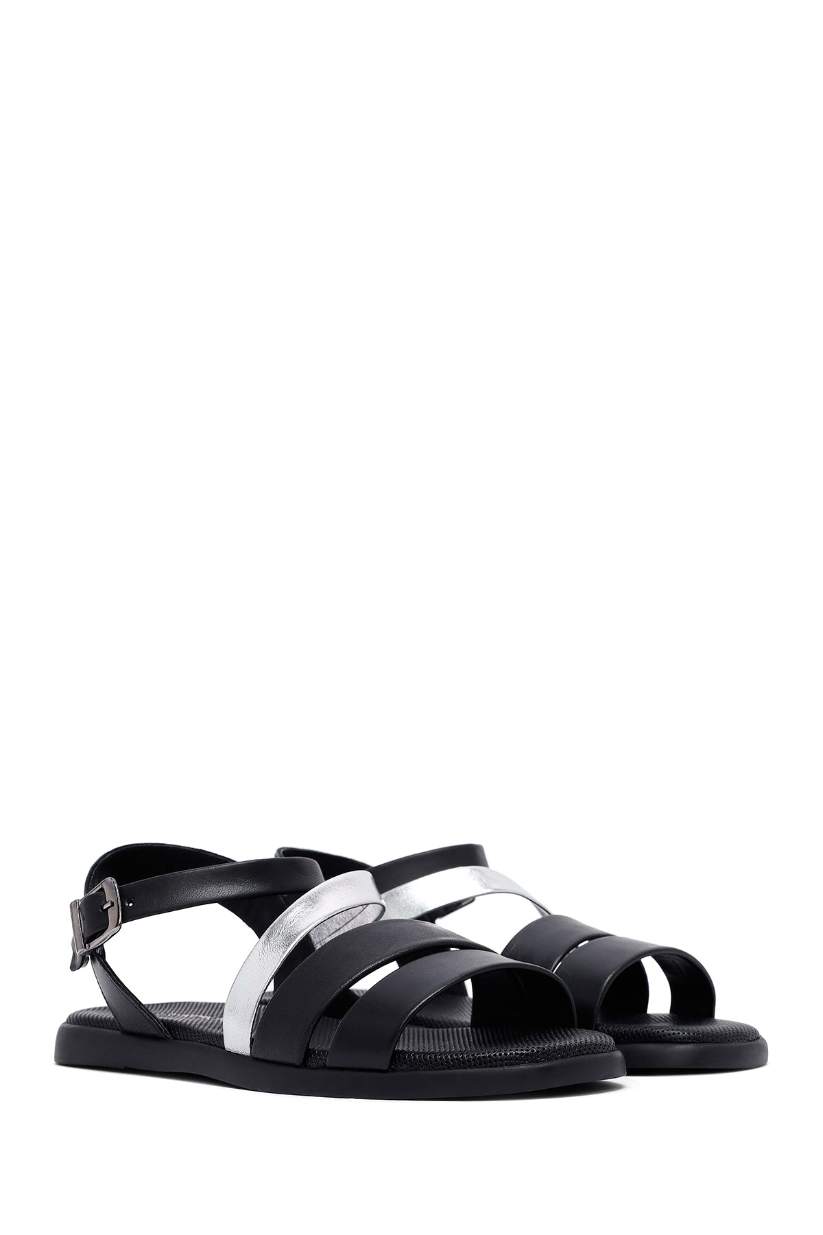 Kadın Siyah Bilekten Tokalı Deri Sandalet