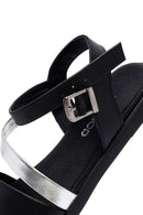 Kadın Siyah Bilekten Tokalı Deri Sandalet | Derimod