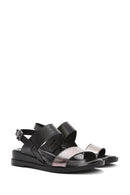 Kadın Siyah Bilekten Tokalı Deri Sandalet | Derimod