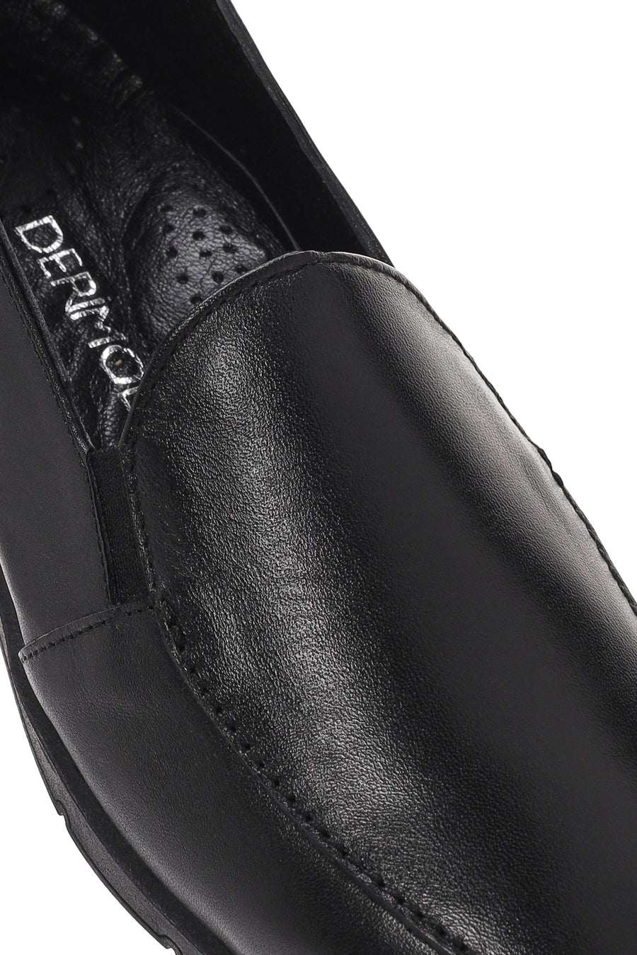 Women's Black Leather Comfort Loafer