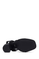 Kadın Siyah Bilekten Tokalı Yüksek Kalın Topuklu Platform Hasır Sandalet | Derimod