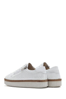 Kadın Beyaz Bağcıklı Kalın Tabanlı Deri Sneaker | Derimod