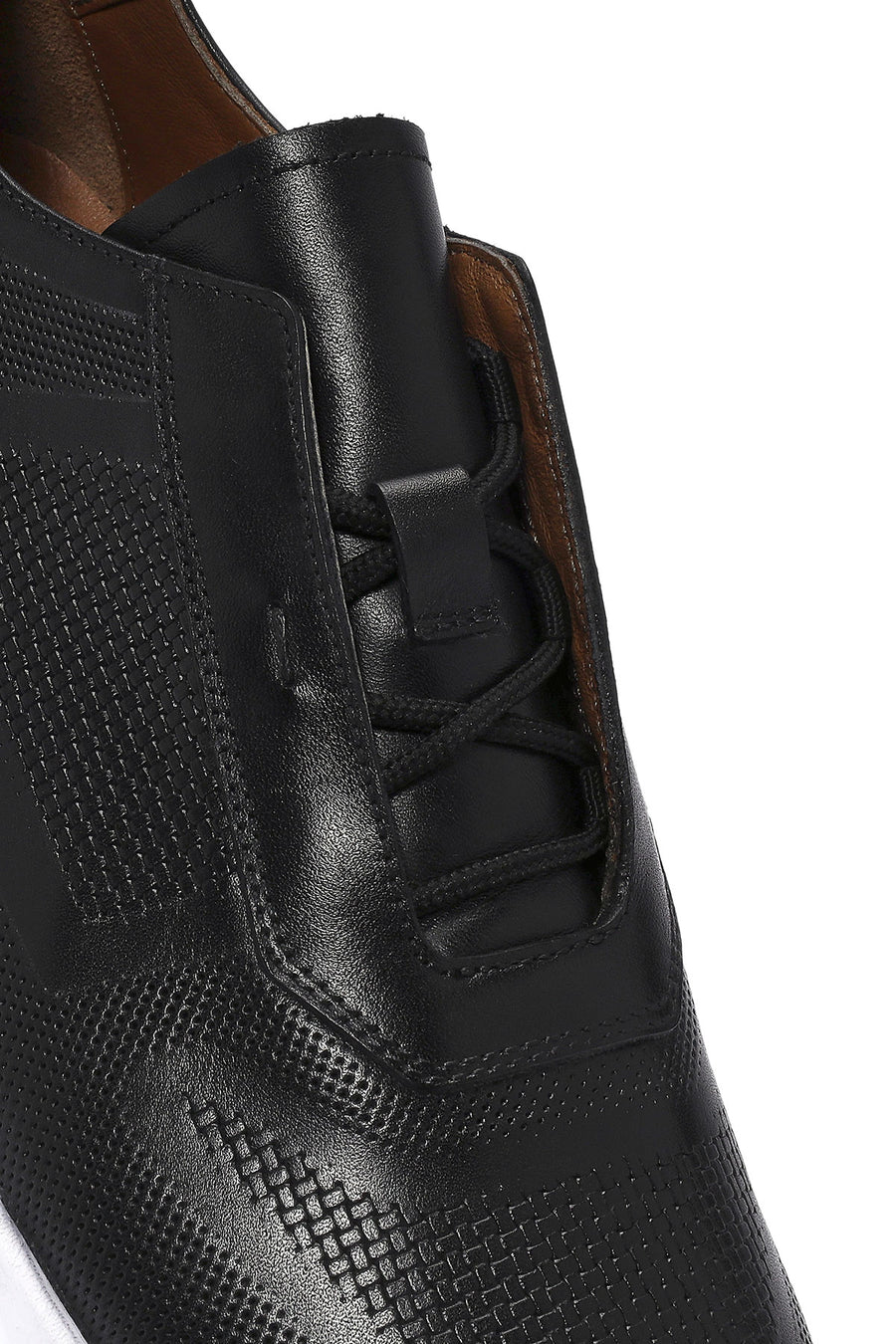Men's Black Lace-up Leather Sneaker