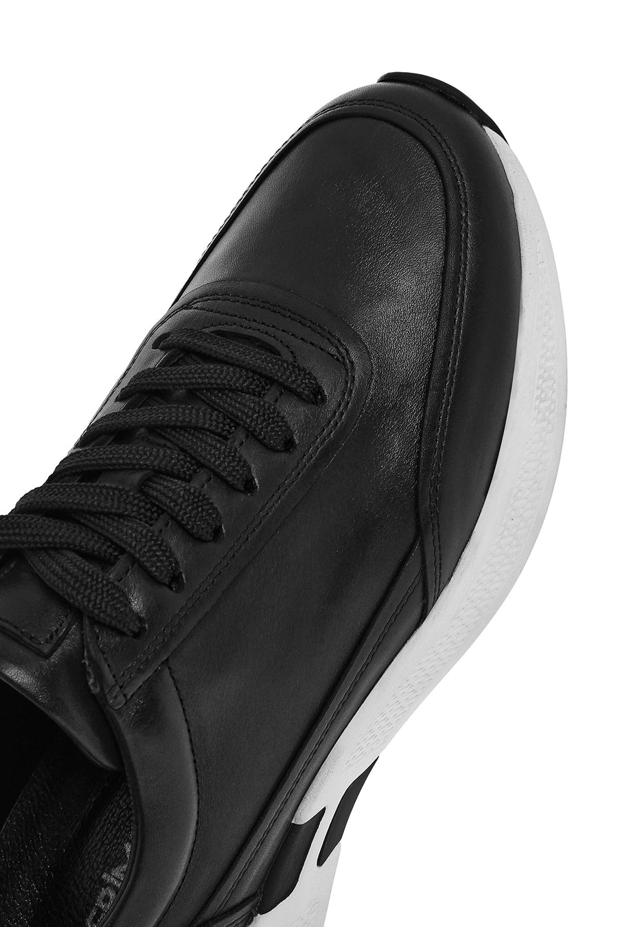 Erkek Siyah Bağcıklı Kalın Tabanlı Deri Sneaker