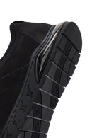 Erkek Siyah Bağcıklı Nubuk Deri Comfort Sneaker | Derimod