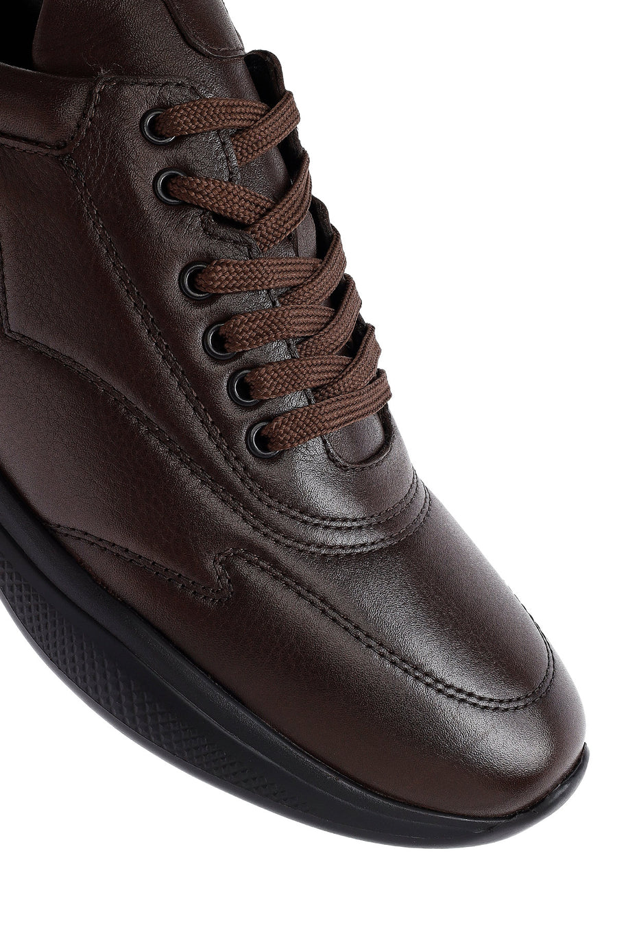 Men's Brown Lace-Up Leather Sneaker