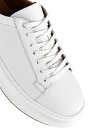 Erkek Beyaz Bağcıklı Kalın Tabanlı Deri Sneaker | Derimod