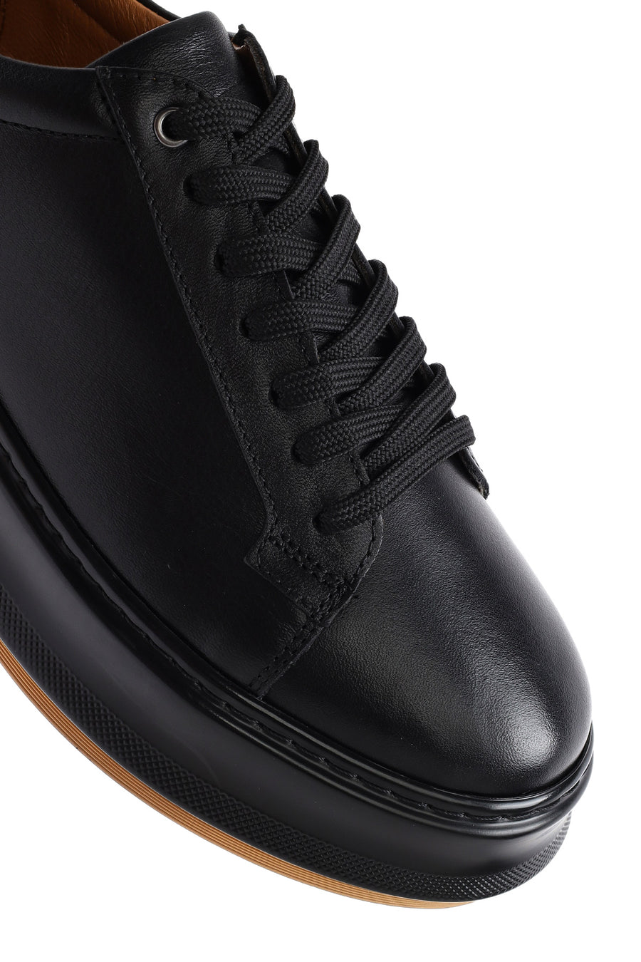 Erkek Siyah Bağcıklı Kalın Tabanlı Deri Sneaker