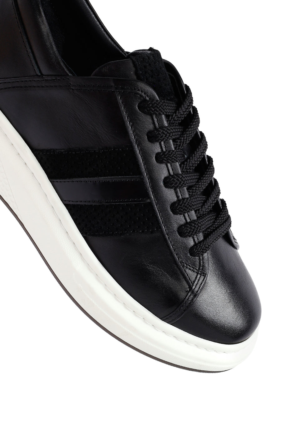 Erkek Siyah Bağcıklı Kalın Tabanlı Deri Sneaker