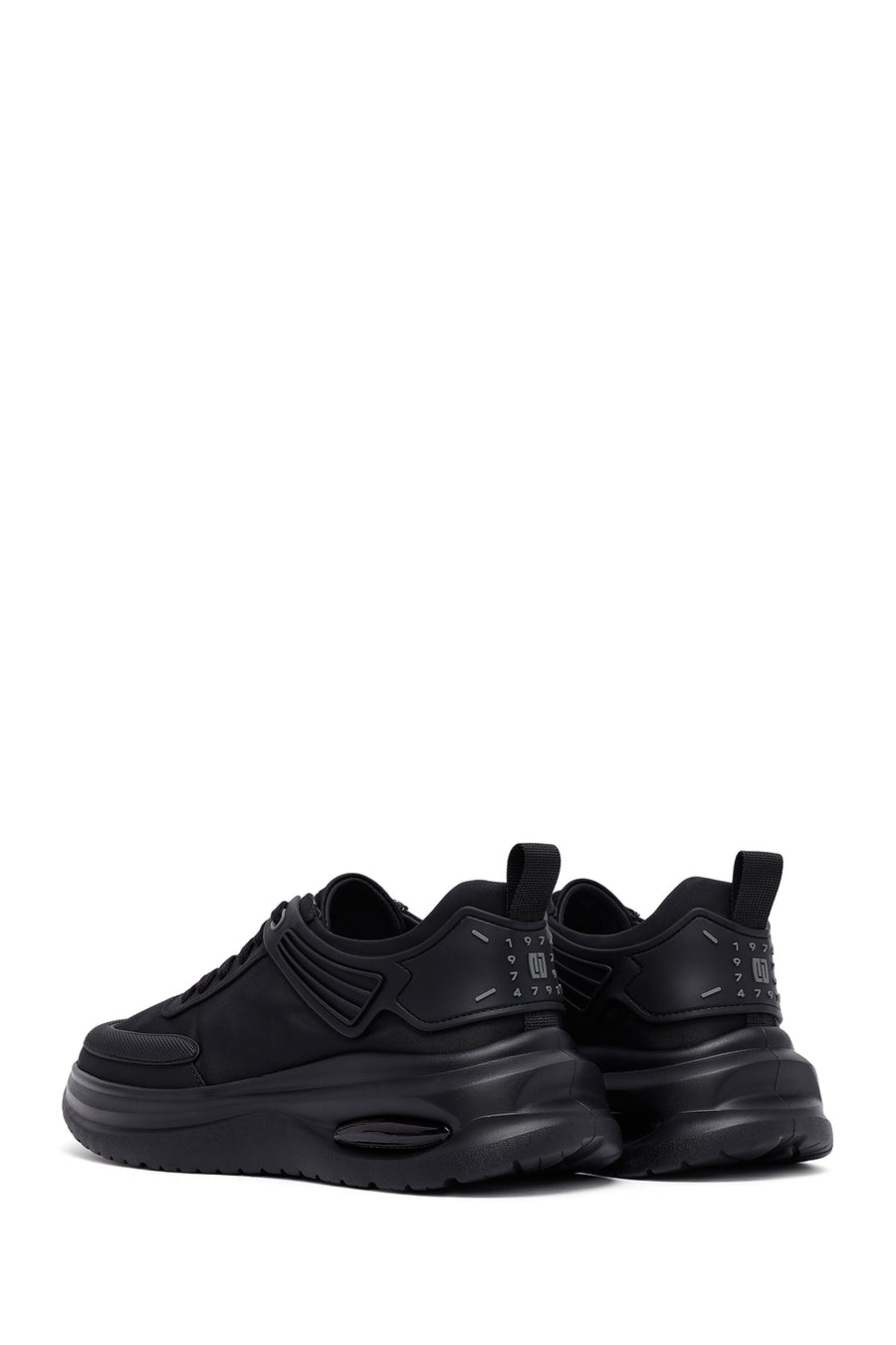 Men's Black Lace-Up Thick-Sole Fabric Sneakers