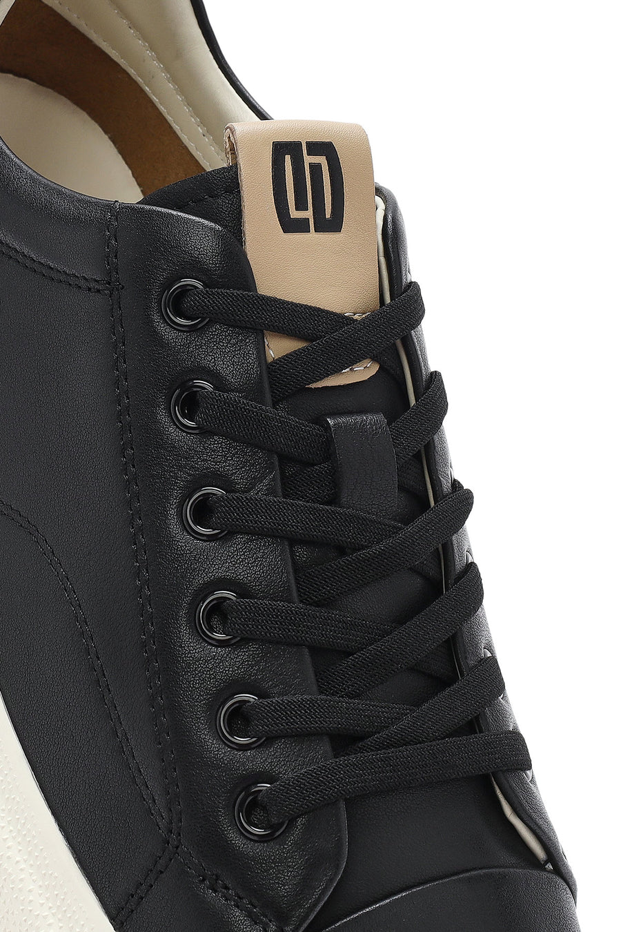 Men's Black Lace-up Leather Sneaker