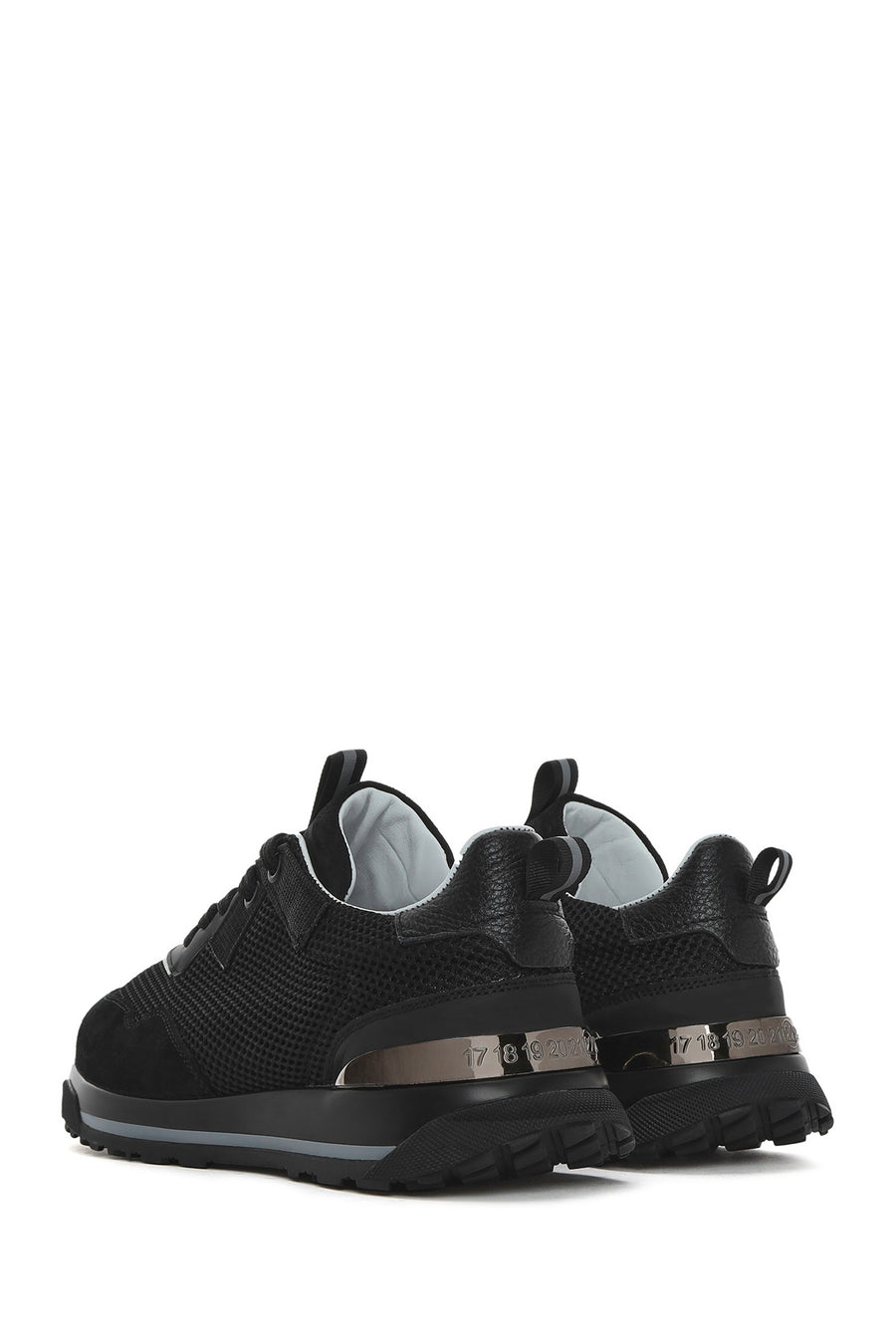 Men's Black Lace-up Leather Sneaker