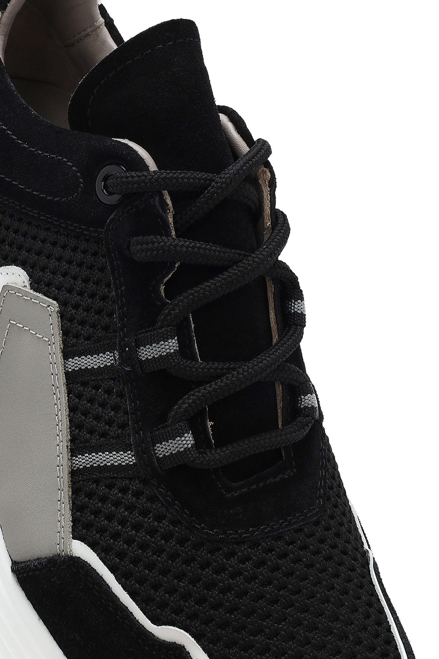 Men's Black Lace-up Thick-Sole Leather Sneaker