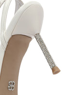 Kadın Beyaz Bilekten Tokalı Taşlı İnce Topuklu Rugan Sandalet | Derimod