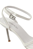 Kadın Beyaz Bilekten Tokalı Taşlı İnce Topuklu Rugan Sandalet | Derimod