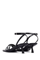 Kadın Siyah Bilekten Tokalı Kısa İnce Topuklu Sandalet | Derimod