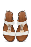 Kadın Beyaz Aksesuar Detaylı Sandalet | Derimod