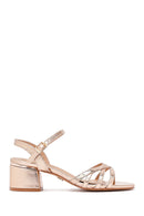 Kadın Pembe Bilekten Tokalı Metalik Kalın Topuklu Sandalet | Derimod