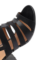 Kadın Siyah Bilekten Tokalı Kalın Topuklu Sandalet | Derimod