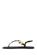 Kadın Siyah Metal Detaylı Parmak Arası Sandalet | Derimod