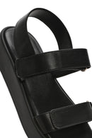 Kadın Siyah Kalın Tabanlı Sandalet | Derimod