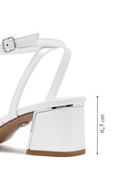 Kadın Beyaz Bilekten Tokalı Kısa Kalın Topuklu Sandalet | Derimod