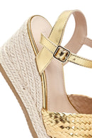 Kadın Altın Bilekten Tokalı Örgülü Dolgu Topuklu Espadril Sandalet | Derimod