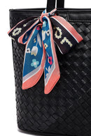 Kadın Siyah Uzun Askılı Aksesuarlı Örgü Omuz Çantası | Derimod