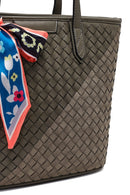 Kadın Gri Uzun Askılı Aksesuarlı Örgü Omuz Çantası | Derimod