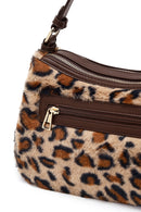 Kadın Leopar Uzun Askılı Peluş Omuz Çantası | Derimod