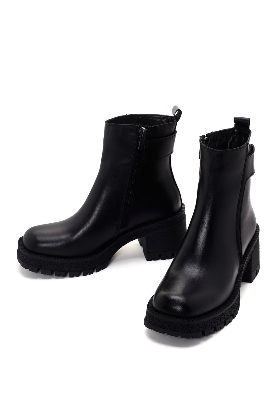 Woman Black Zippered Chunky Heels Leather Boat