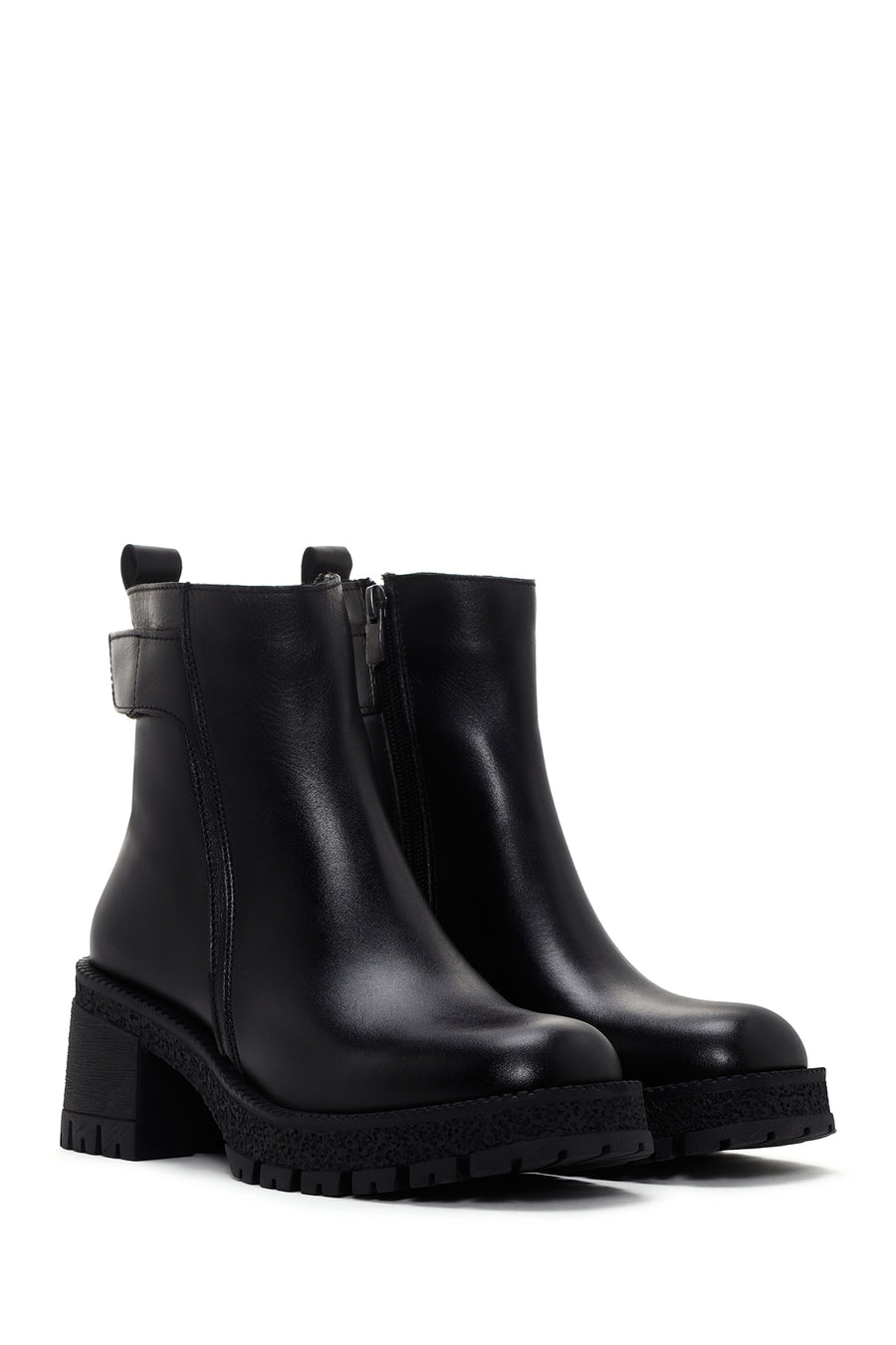 Woman Black Zippered Chunky Heels Leather Boat
