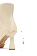 Kadın Krem Fermuarlı İnce Topuklu Deri Bot | Derimod