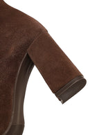 Kadın Kahverengi Fermuarlı Kalın Topuklu Süet Deri Bot | Derimod