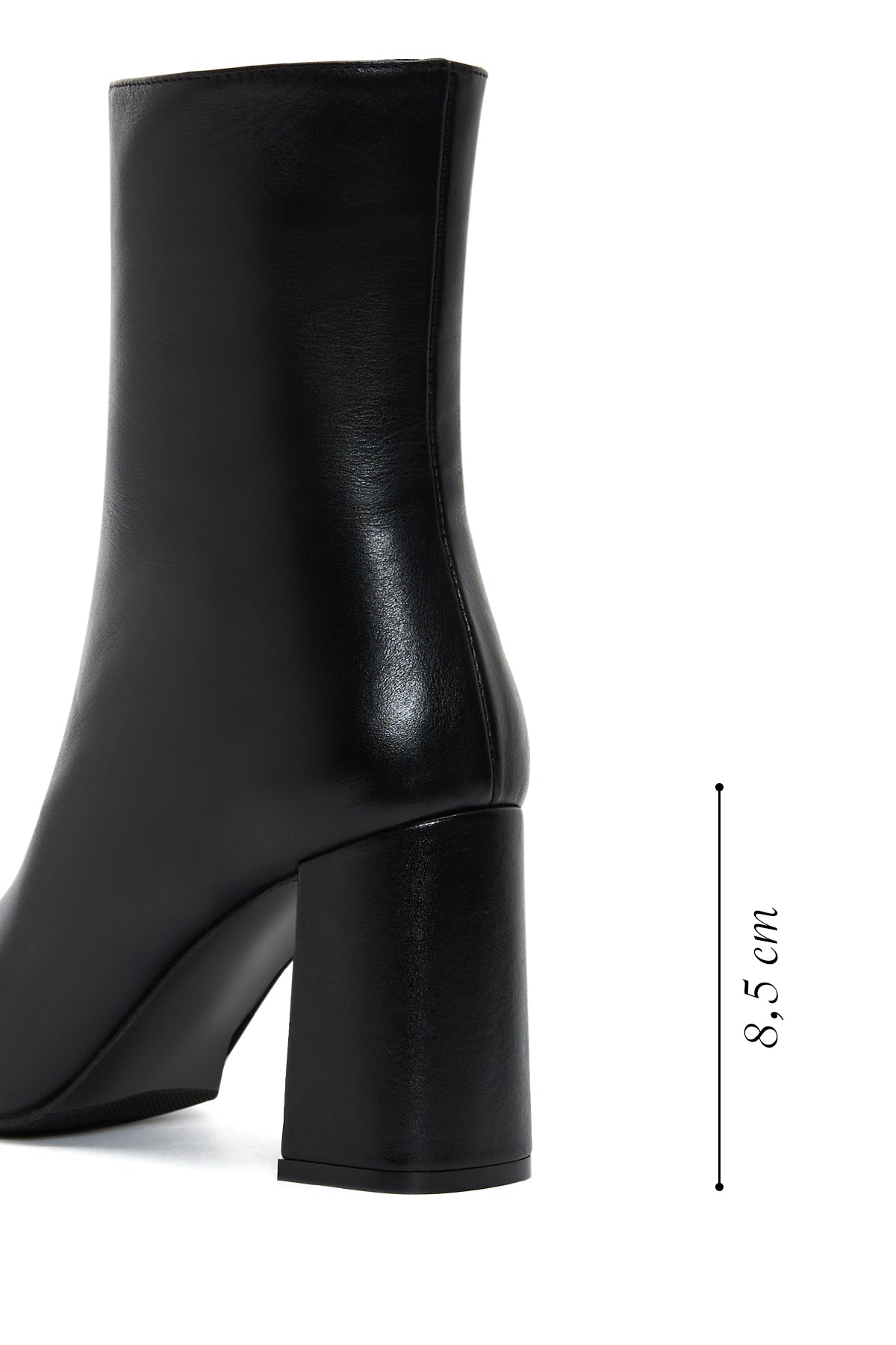 Kadın Siyah Fermuarlı Kalın Topuklu Deri Bot