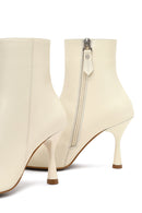 Kadın Krem Fermuarlı İnce Topuklu Deri Bot | Derimod