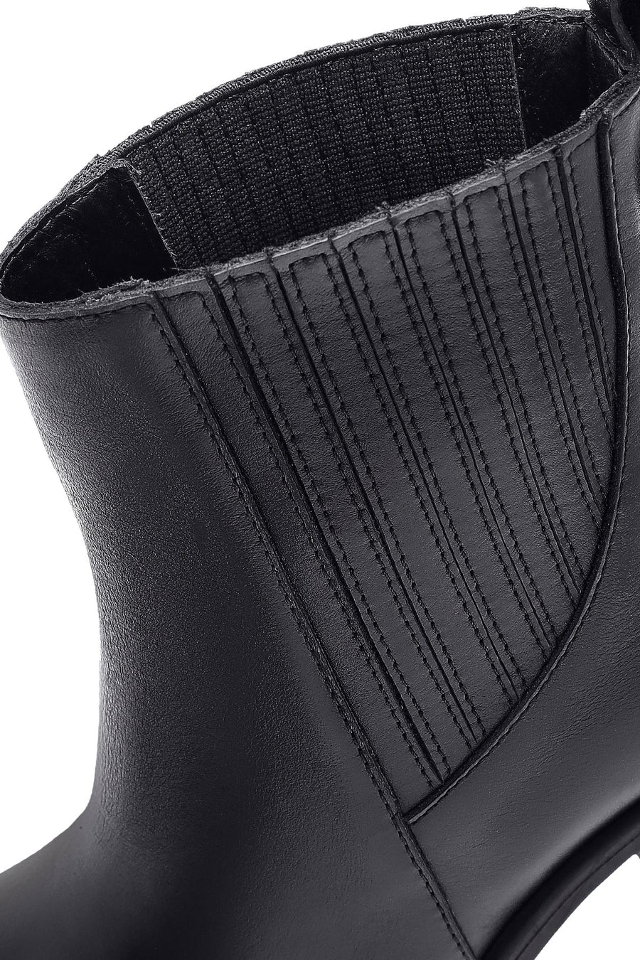 Woman Black Chunky Heels Leather Chelsea Boots