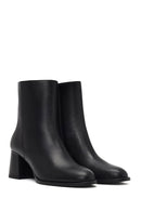 Kadın Siyah Fermuarlı Kalın Topuklu Deri Bot | Derimod