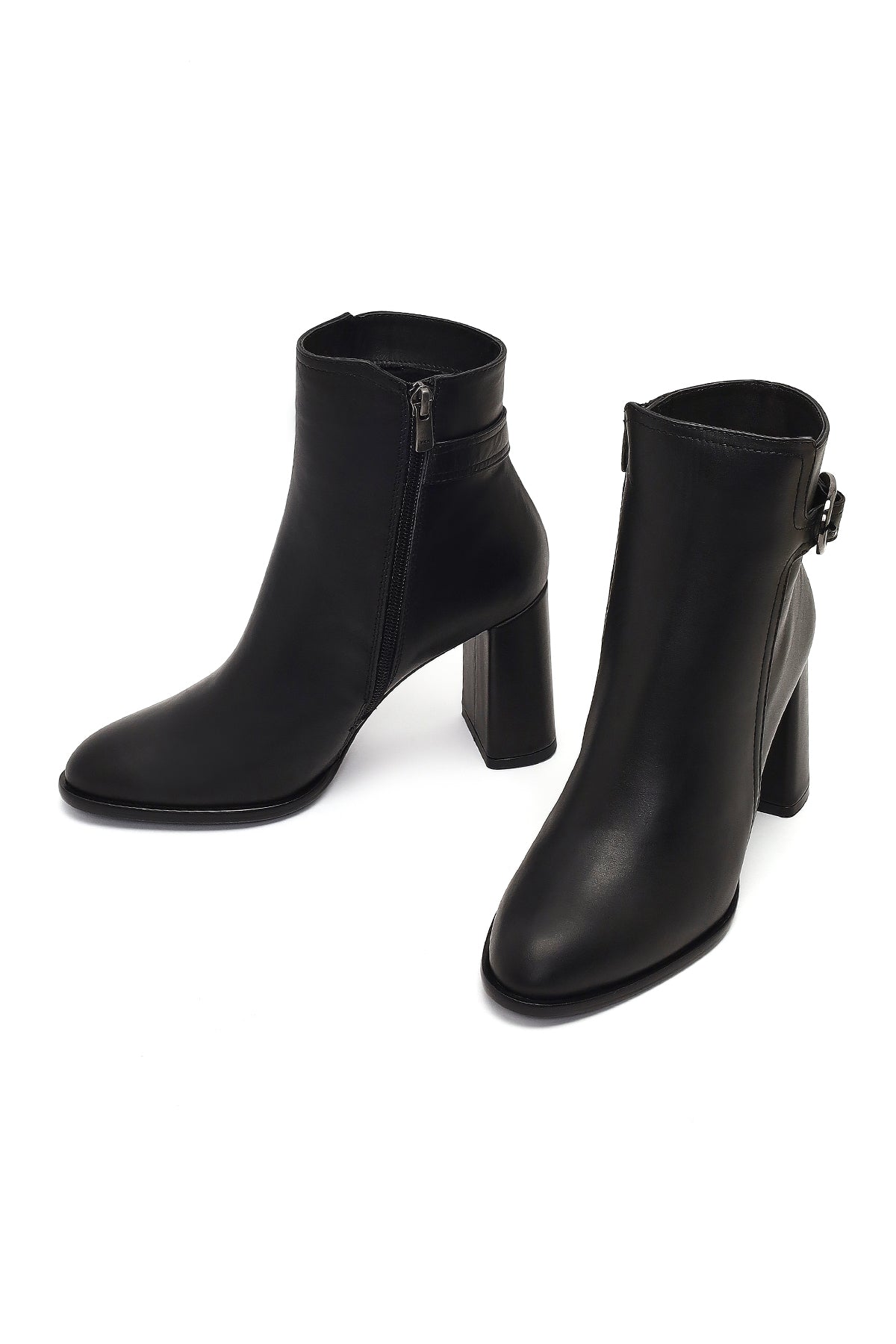 Kadın Siyah Tokalı Fermuarlı Kalın Topuklu Deri Bot