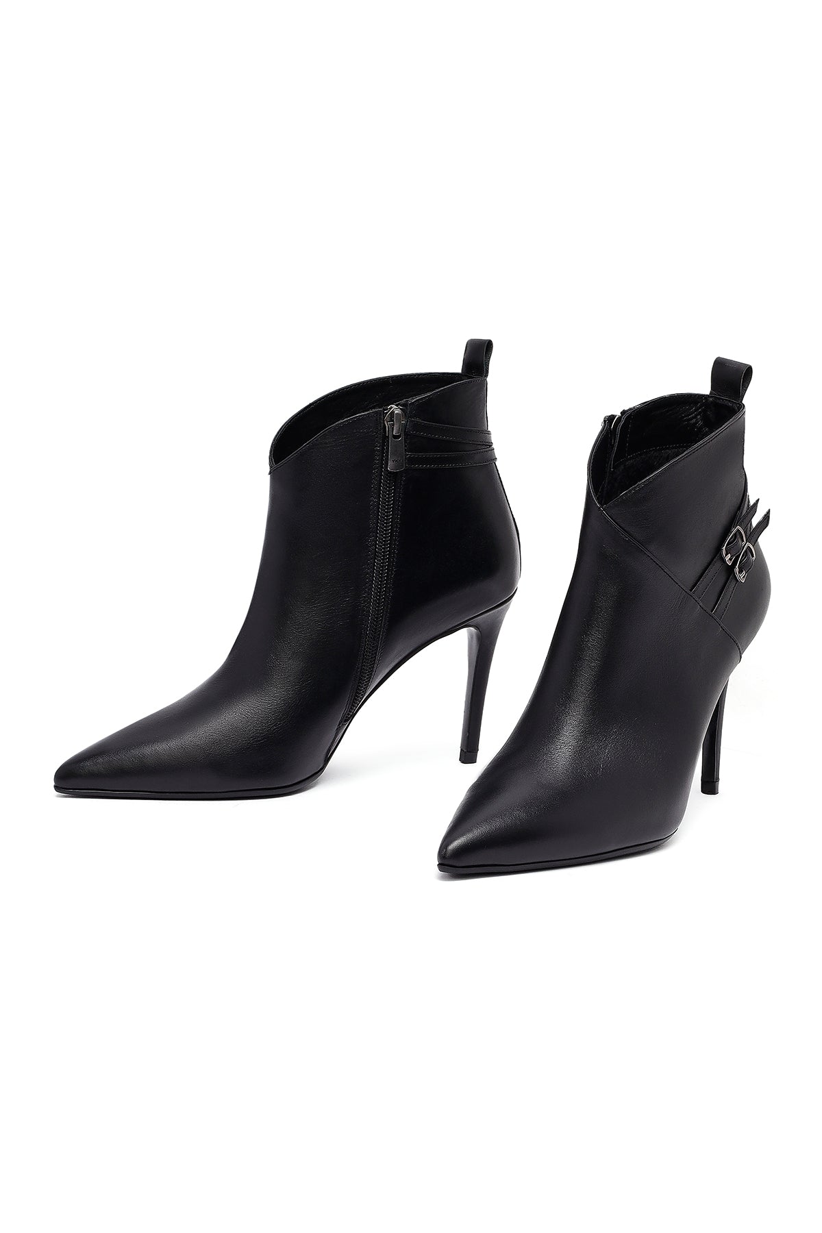 Kadın Siyah Fermuarlı İnce Topuklu Deri Bot