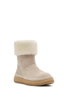 Kadın Bej Kalın Tabanlı Kürk Detaylı Süet Deri Bot | Derimod