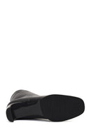 Kadın Siyah Kısa Kalın Topuklu Deri Bot | Derimod