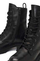 Kadın Siyah Fermuarlı Kalın Tabanlı Deri Bot | Derimod