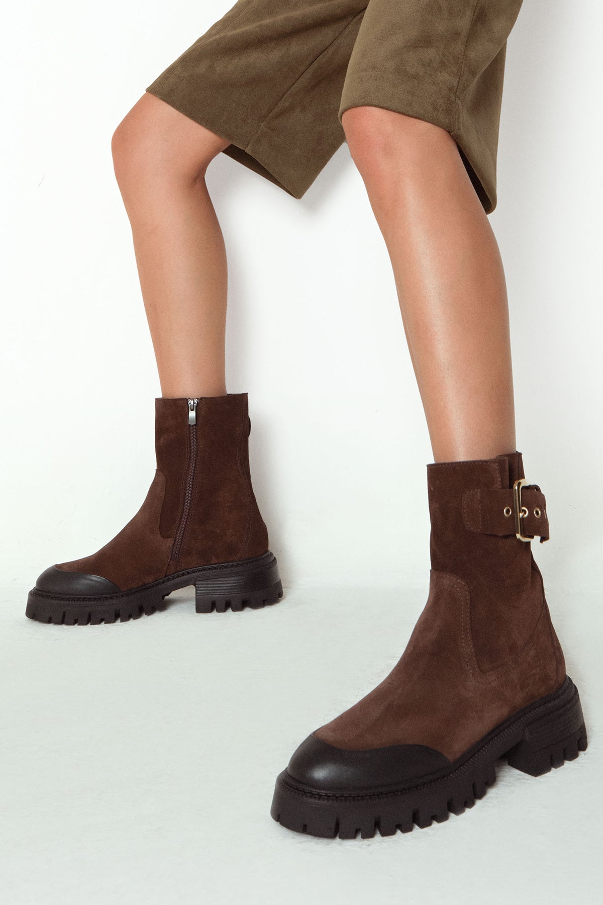 Kadın Kahverengi Kalın Tabanlı Süet Deri Bot